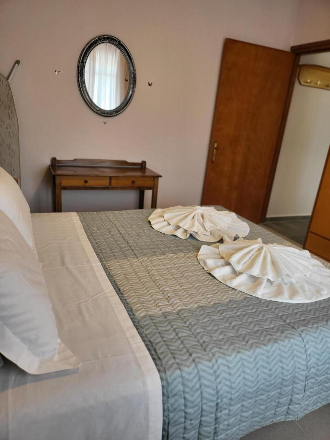 Roumeliotis House Apartman Kárpathosz Kültér fotó
