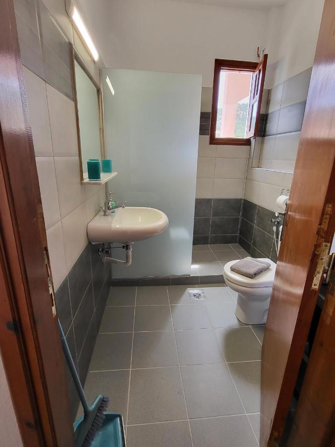 Roumeliotis House Apartman Kárpathosz Kültér fotó